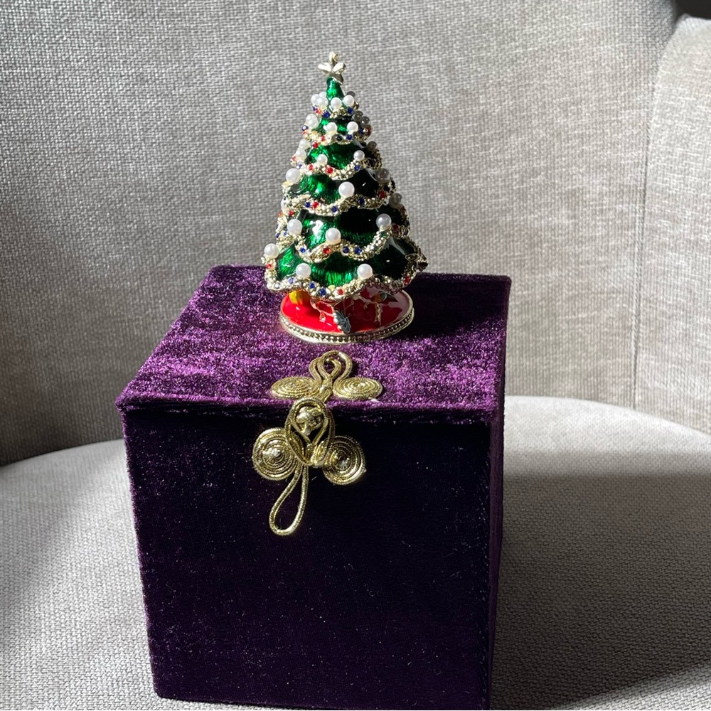 Qifu Hinged Christmas tree Trinket Box, Christmas gifts, Christmas decorative